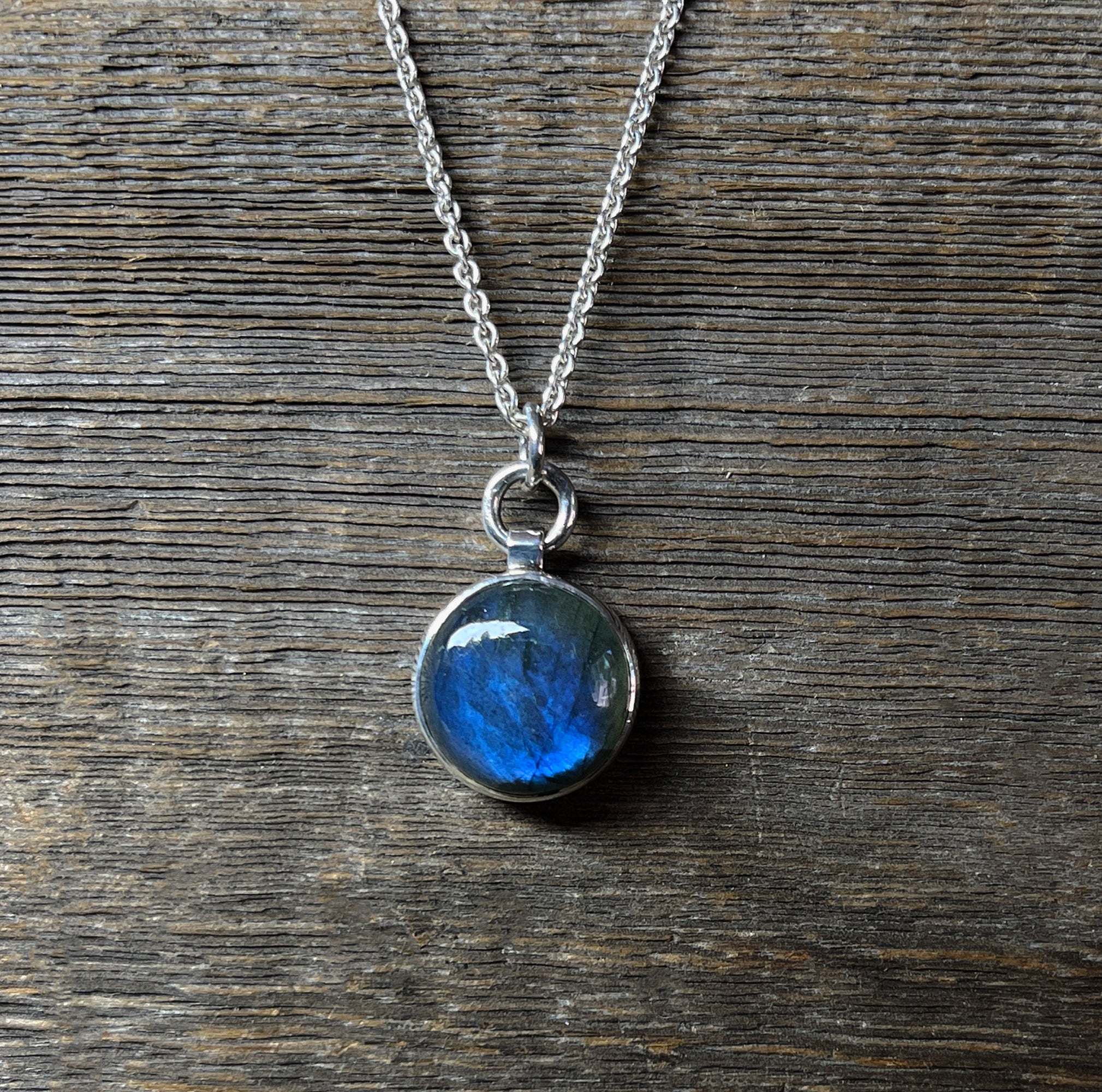 Labradorite Pendant Sterling Silver, Round Labradorite Necklace, Layering Necklace, Blue Gemstone, Handmade Necklace, Christmas Gift for Her