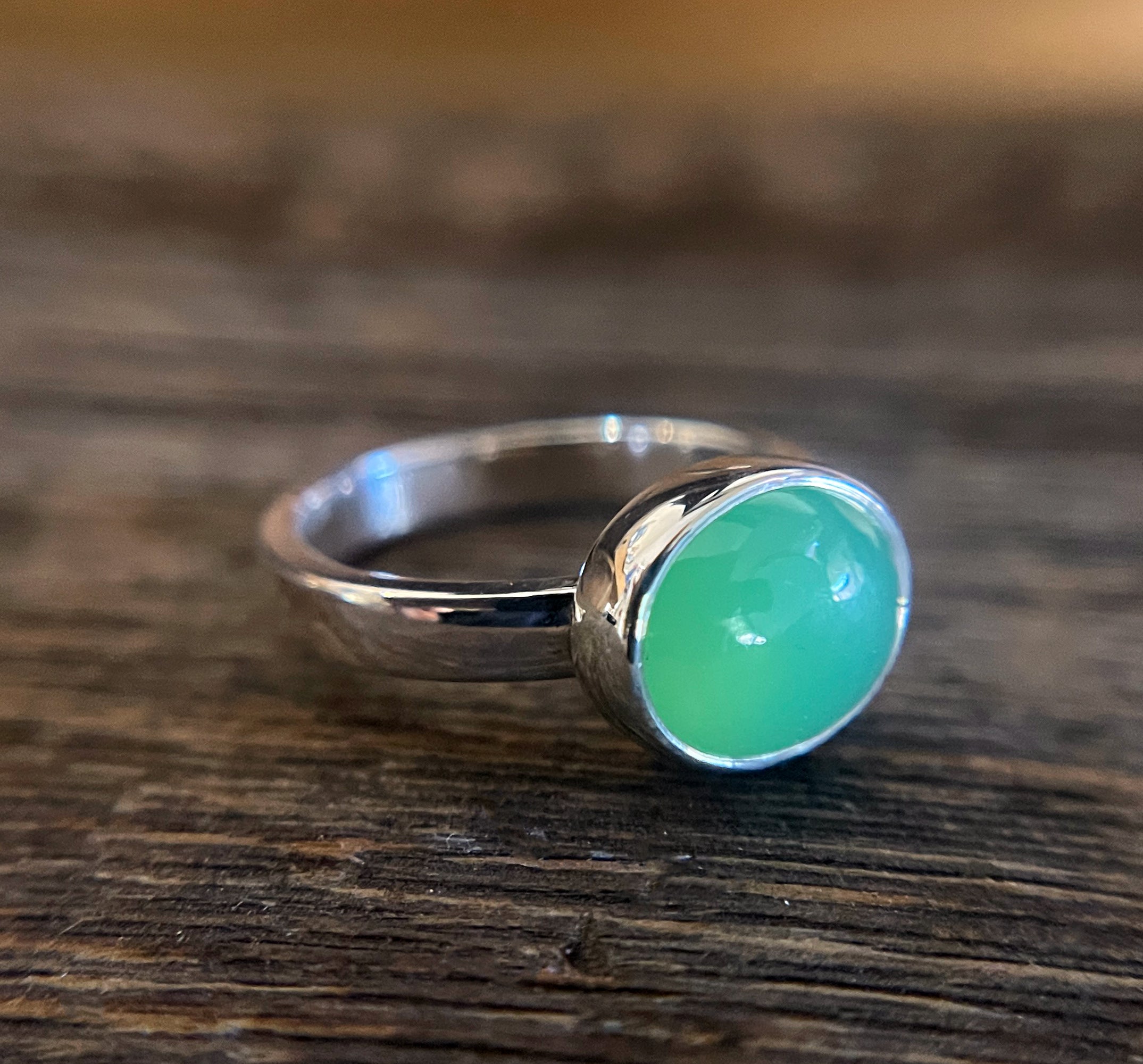 Green Chrysoprase Ring in Sterling Silver, Natural Chrysoprase East West Stacking Ring, Oval Chrysoprase Bezel Ring, Handmade Gemstone Ring
