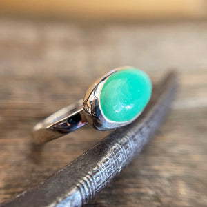 Australian Chrysoprase Ring in Sterling Silver, Natural Chrysoprase Statement Ring, East West Oval Chrysoprase Ring, Handmade Gift for Her