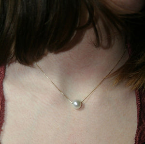 Pearl Necklace, Pearl Floating on a Delicate 14k Gold Necklace, Solid Gold Necklace